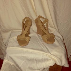 Charles by Charles David sandal wedges